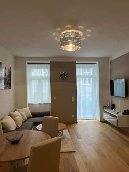 New Design Wohnung-Wien ภายนอก รูปภาพ